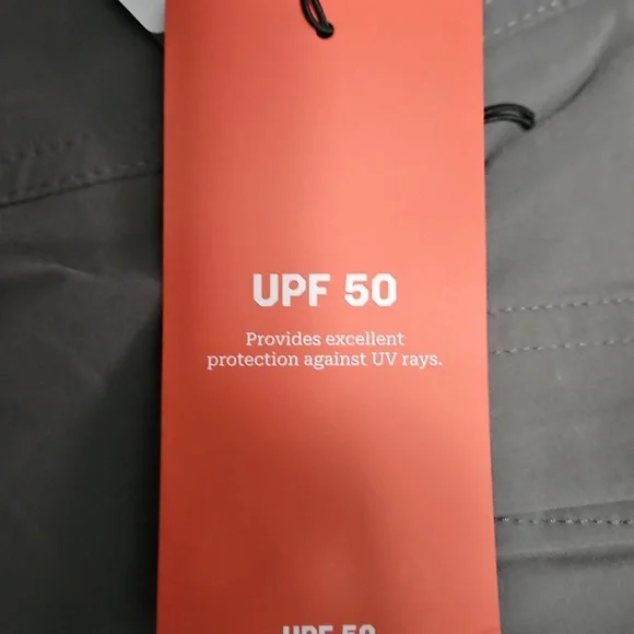 Mountain Hardwear Women's Gray Cargo Pants - Picture 5 of 5